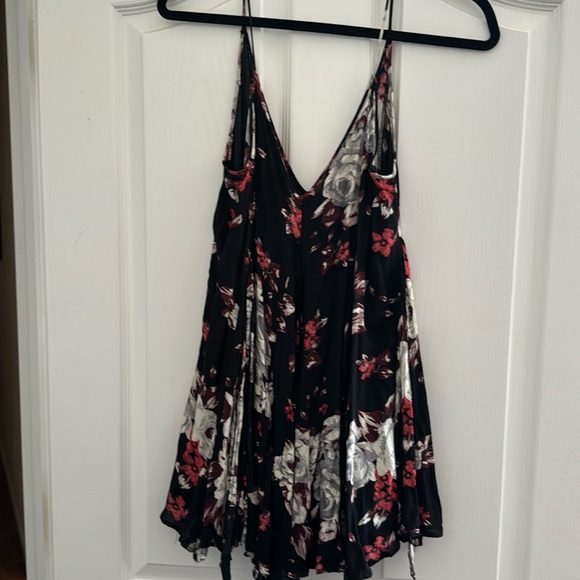 Free People top - Picture 1 of 3